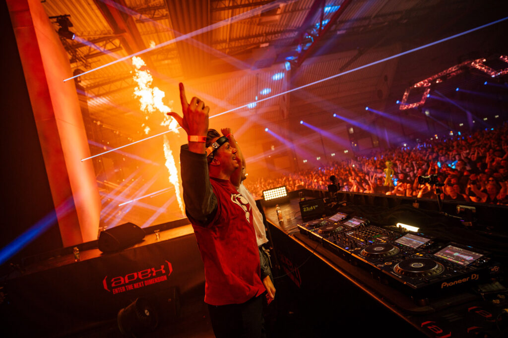 (c)LuisaArt_DBSTF_APEX-54